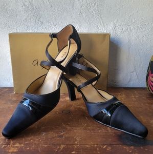 Aysana Black Satin Strappy Womens Heels 6.5 37